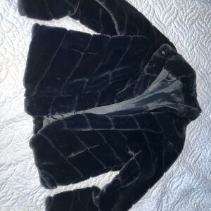 Black faux fur coat juniors/women size m